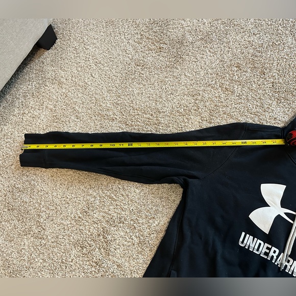 Under Armour Black Hoodie - Picture 4 of 10